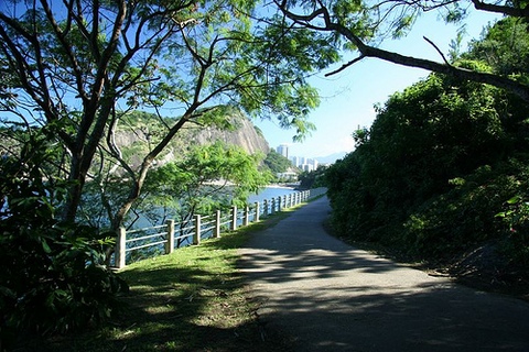 Claudio Coutinho Track - Urca - Rio de Janeiro Claudio Coutinho Track - Urca